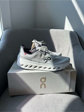 On cloud women’s cloudsurfer next 9.5